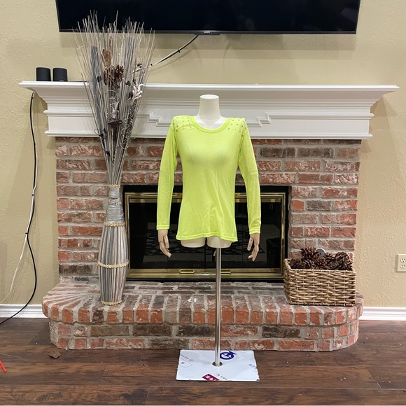 Audrey Ann neon yellow sweater with grommets / S / Excellent condition - Picture 6 of 11